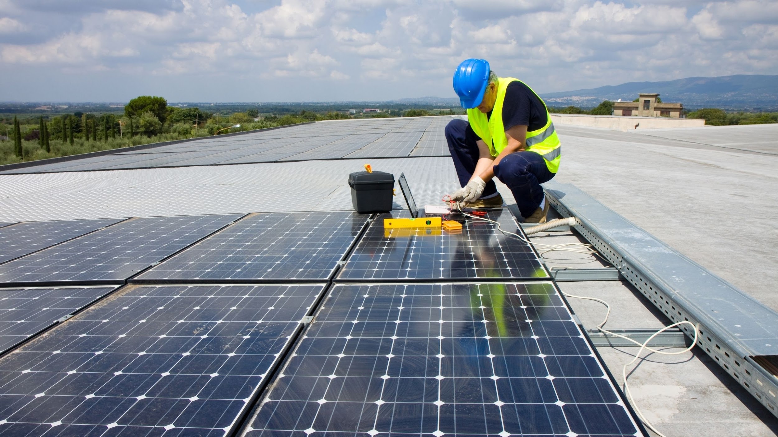 trades people and solar installers
