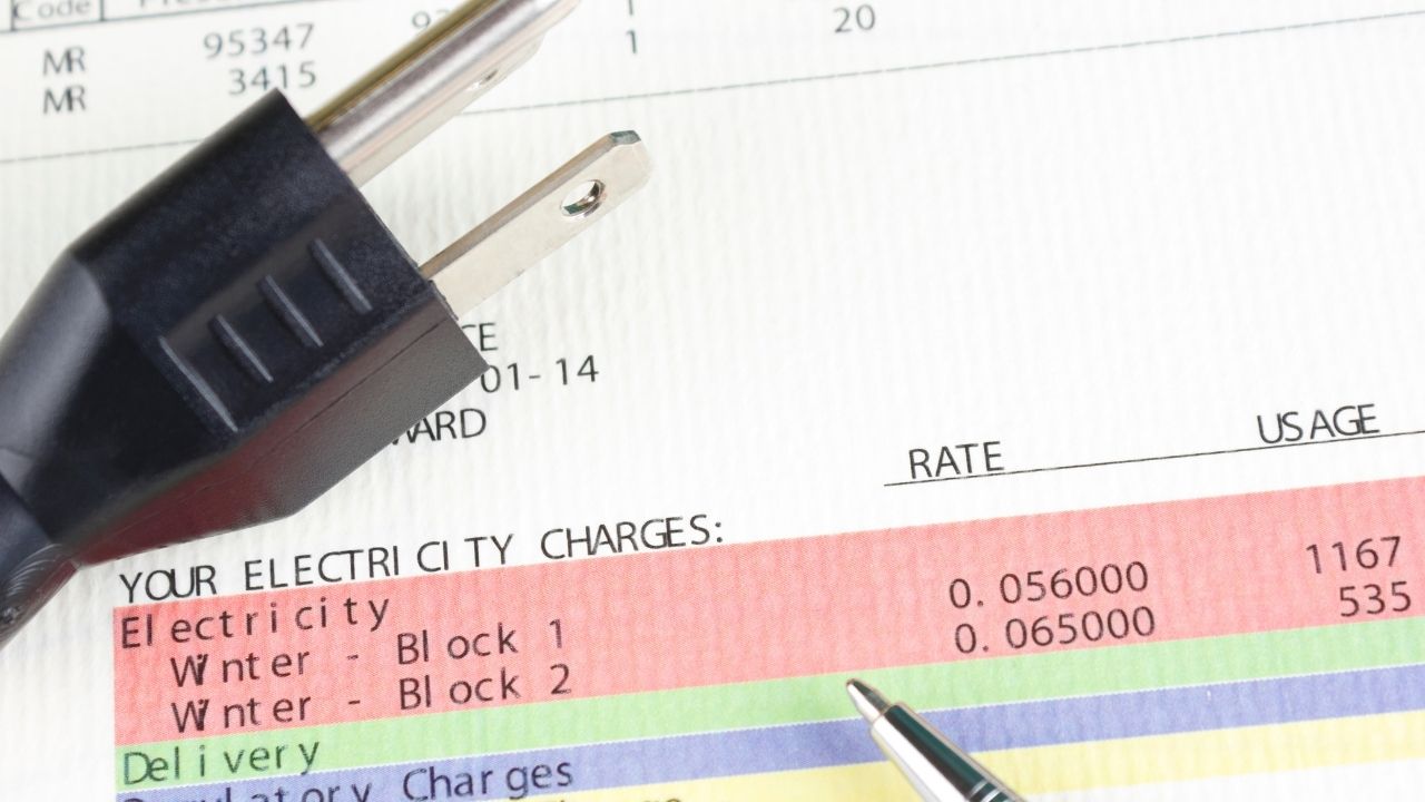 educe electricity bills with solar